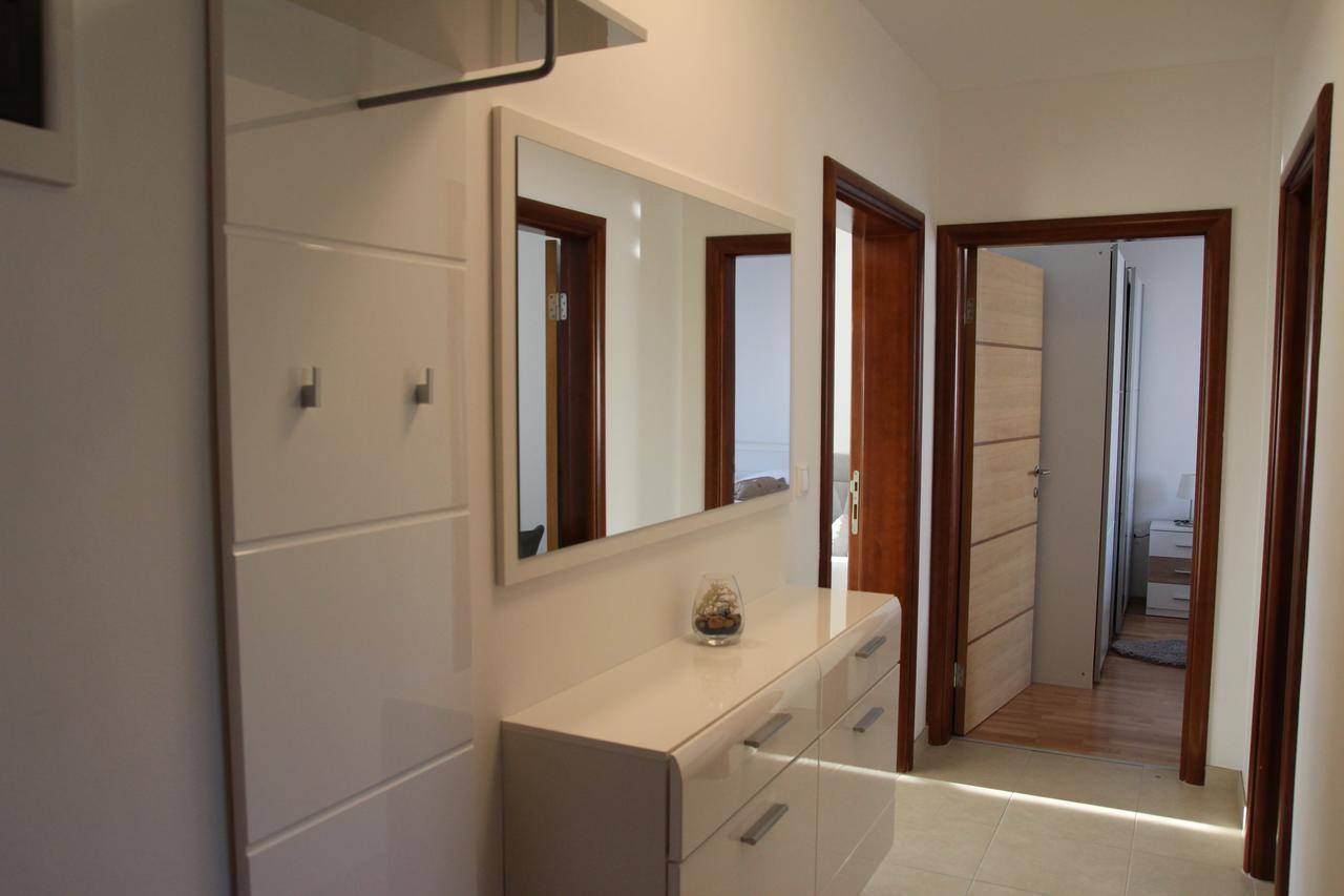 Apartment Mario Podstrana Luaran gambar
